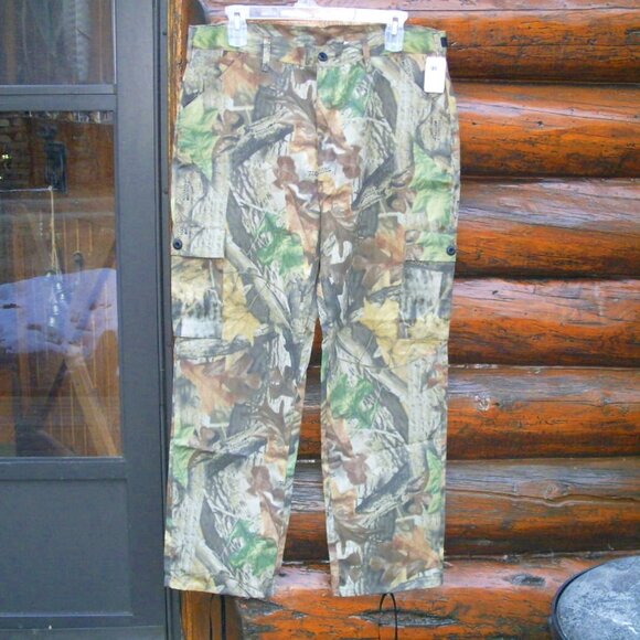 RedHead Other - NWT RedHead Camo Cargo Hunting Pants Size L 38-40 Waist